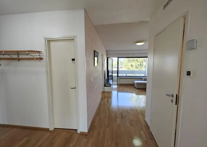 And Cloce To The Airport 75m2 App Appartamento Vantaa